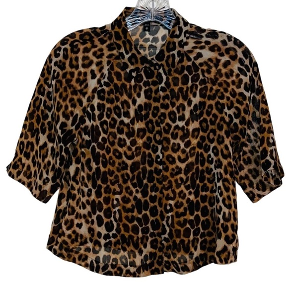 Express Tops - Express cropped leopard print top